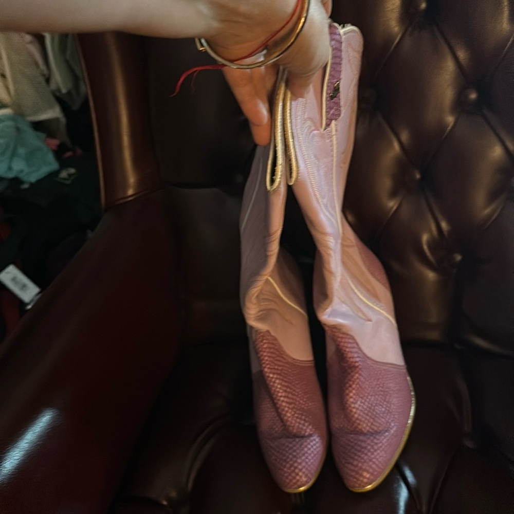 Jeenz Boots 7 1/2 pink and purple vintage